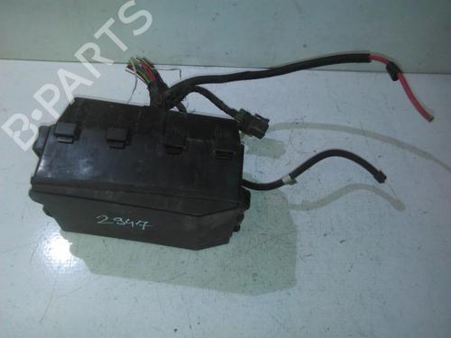 fuse-box-ford-focus-i-daw-dbw-1998-1999-2000-2001-2002-2003-2004-2005-2006-2007-2008-2009-33482465 main image