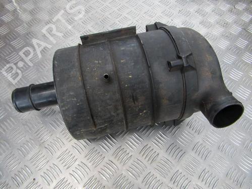 Used Air filter box Air filter box FORD FOCUS I (DAW, DBW) 2.0 16V (131 hp) 35681850 35681850