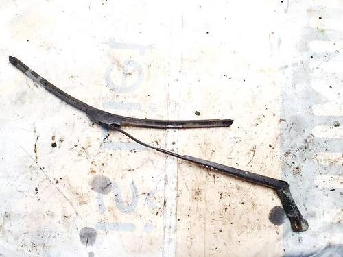 front-windshield-wiper-arm-toyota-yaris-_p9_-2005-2006-2007-2008-2009-2010-2011-2012-2013-2014-32620907 main image