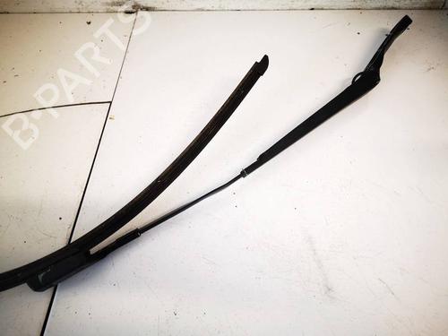 Used Front windshield wiper arm Front windshield wiper arm 32572720 32572720