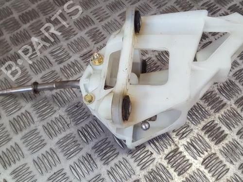 Used Gear lever Gear lever MITSUBISHI SPACE RUNNER (N6_W, N7_W) 2.0 (N63W) (136 hp) 35688054 35688054