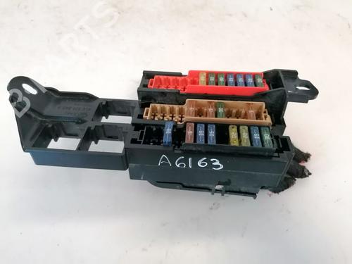 Used Fuse box Fuse box AUDI Q7 (4LB) 3.0 TDI quattro (233 hp) 33091370 33091370