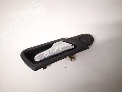 Used Front right interior door handle Front right interior door handle MERCEDES-BENZ C-CLASS (W203) C 180 (203.035) (129 hp) 35322257 35322257