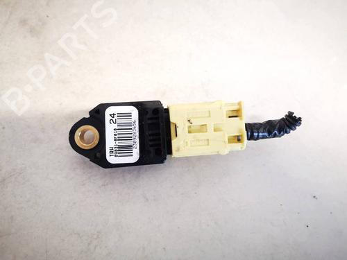 Used Electronic module Electronic module TOYOTA VERSO (_R2_) 2.0 D-4D (AUR20_, AUR20R) (126 hp) 32933907 32933907