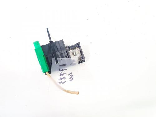 fuse-box-citroen-c8-ea_-eb_-2002-32896200 main image