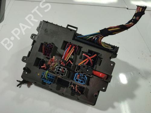 Used Fuse box BMW 3 (E90) 318 d (143 hp) 32970906