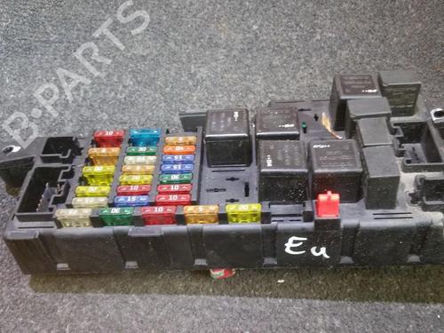 Used Fuse box Fuse box VOLVO S80 I (184) D5 (163 hp) 33485299 33485299