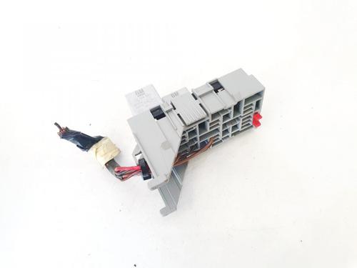 fuse-box-opel-meriva-a-mpv-x03-2003-2004-2005-2006-2007-2008-2009-2010-32912688 main image