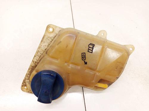 expansion-tank-vw-passat-b5-variant-3b5-1997-1998-1999-2000-2001-38160958 main image