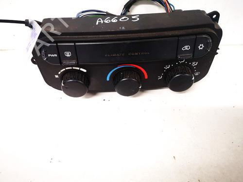 Comando chauffage Comando chauffage CHRYSLER VOYAGER IV (RG, RS) 2.5 CRD (141 hp) 35576308 35576308