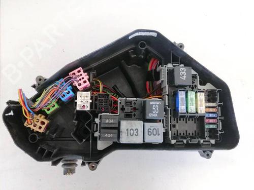 Used Fuse box Fuse box VW TOUAREG (7LA, 7L6, 7L7) 2.5 R5 TDI (174 hp) 32948321 32948321
