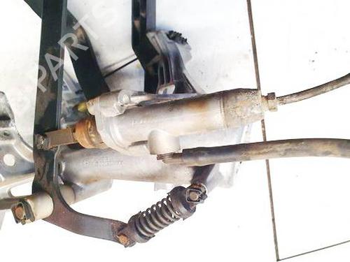 Used Clutch slave cylinder Clutch slave cylinder AUDI 80 B4 Saloon (8C2) 2.0 E (115 hp) 40275919 40275919