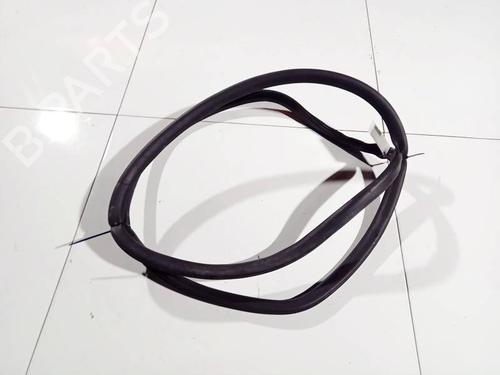 BP32626940O1 main image