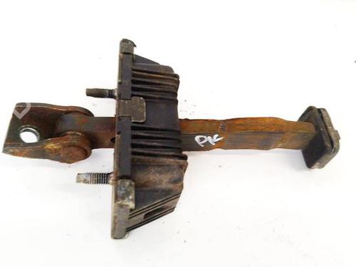 Used Hinge/Door check strap Hinge/Door check strap TOYOTA AVENSIS (_T25_) 2.0 D-4D (CDT250_, CDT250R) (116 hp) 34750685 34750685