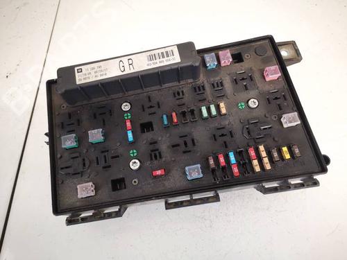 fuse-box-opel-astra-h-a04-2004-2005-2006-2007-2008-2009-2010-2011-2012-2013-2014-32616405 main image