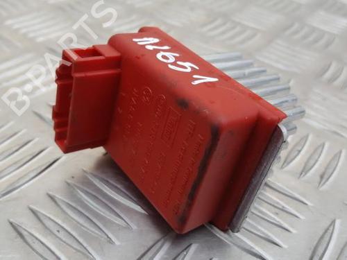 Used Heater resistor Heater resistor AUDI A4 B5 (8D2) 1.6 (100 hp) 35675022 35675022