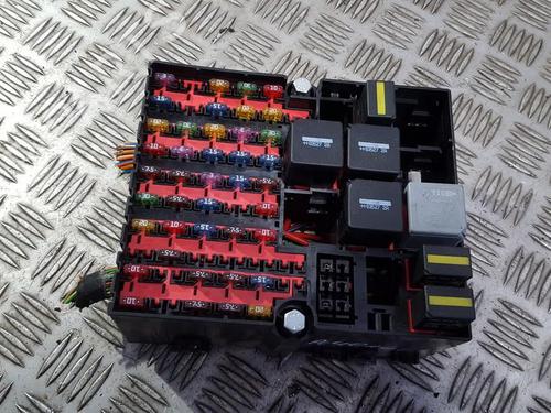 Used Fuse box Fuse box FORD FIESTA V (JH_, JD_) 1.4 16V (80 hp) 33496376 33496376