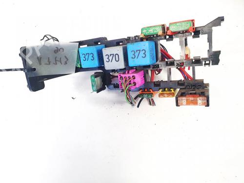 fuse-box-audi-a6-c5-4b2-4b4-1997-1998-1999-2000-2001-2002-2003-2004-2005-32896291 main image