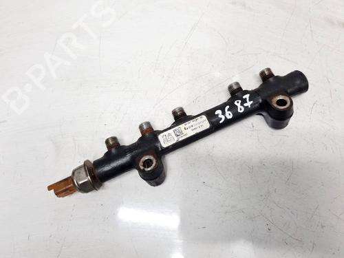 Used Injection rail Injection rail 34871741 34871741