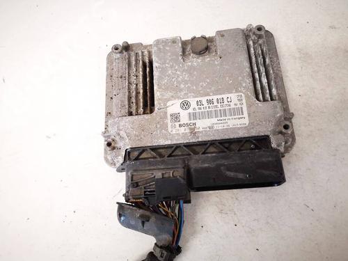 Used Engine control unit (ECU) Engine control unit (ECU) SKODA SUPERB II (3T4) 2.0 TDI (170 hp) 32925580 32925580
