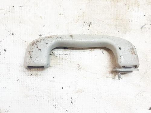 Used Interior roof handle Interior roof handle 35870662 35870662