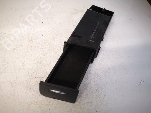 Used Glove box Glove box 37093542 37093542