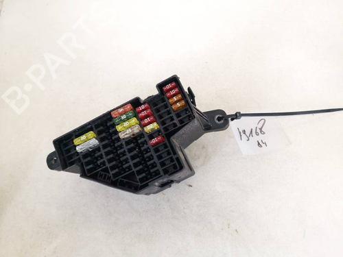 fuse-box-vw-golf-vi-5k1-2008-2009-2010-2011-2012-2013-2014-32945996 main image