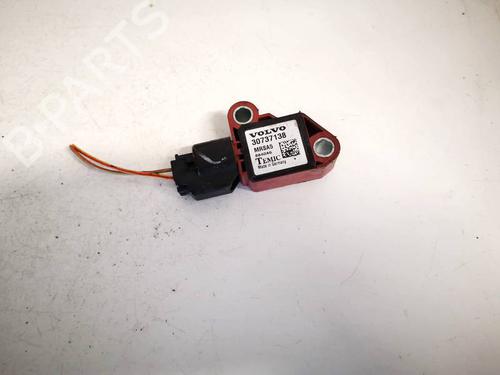 Used Electronic module VOLVO V50 (545) 2.0 D (136 hp) 32600066