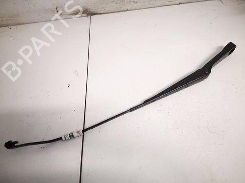 Used Front windshield wiper arm LAND ROVER FREELANDER I (L314) 2.0 DI 4x4 (98 hp) 32618379