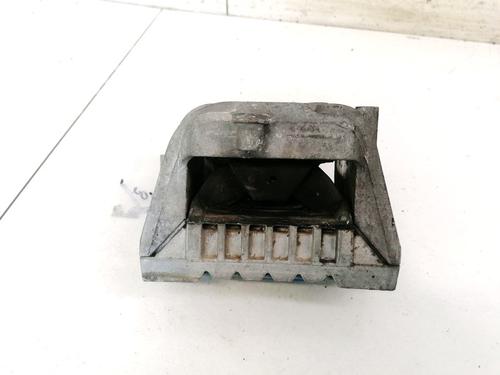 engine-mount-vw-passat-b6-3c2-2005-2006-2007-2008-2009-2010-2011-32904675 main image