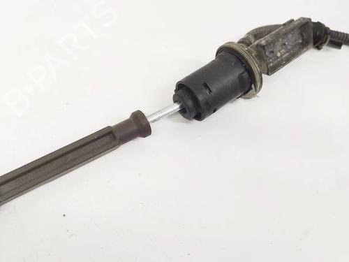 Used Clutch slave cylinder Clutch slave cylinder PEUGEOT PARTNER Box Body/MPV 1.6 HDi (90 hp) 34837722 34837722