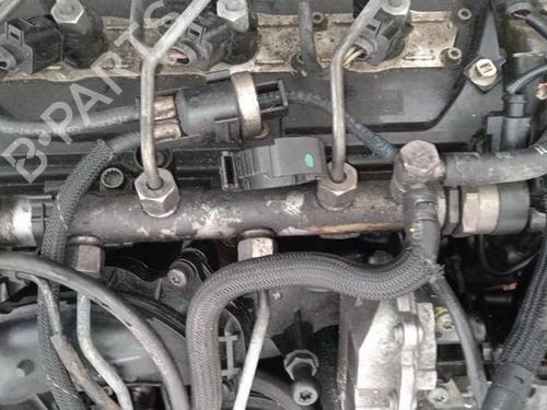 Used Injection rail Injection rail 35304202 35304202