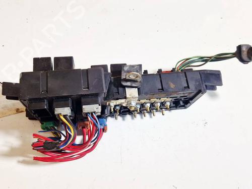 Fuse box VOLVO S60 I (384) 2.4 | BP32571410E1 - Image 3