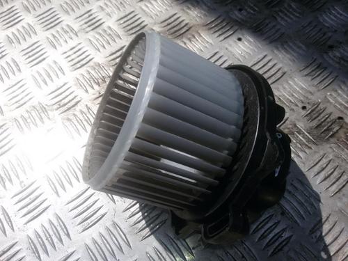 Used Heater blower motor Heater blower motor DAIHATSU SIRION (M1) 1.3 Sport (M101) (102 hp) 35838636 35838636