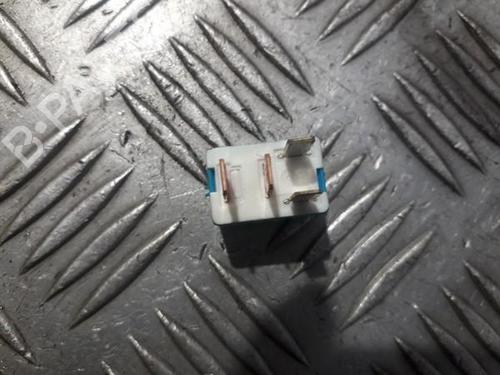 Electronic sensor TOYOTA RAV 4 III (_A3_) 2.2 D (ALA35_) | BP33504330M84 - Image 2