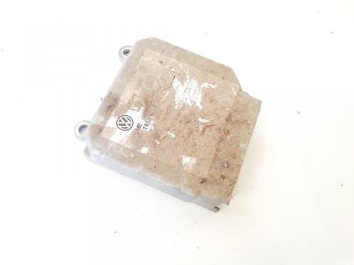 ecu-airbags-vw-golf-iv-1j1-1997-1998-1999-2000-2001-2002-2003-2004-2005-2006-2007-2008-32908960 main image