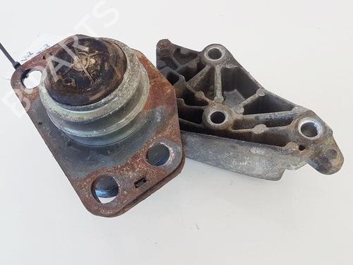Used Engine mount Engine mount RENAULT CLIO II (BB_, CB_) 1.6 (B/CB0D, BB00) (90 hp) 33065119 33065119