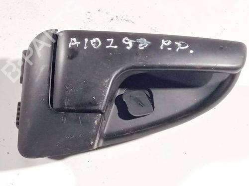 front-right-interior-door-handle-kia-ceed-hatchback-ed-2006-2007-2008-2009-2010-2011-2012-35032942 main image