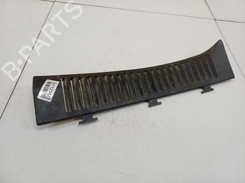 Used Air vent Air vent 37582946 37582946