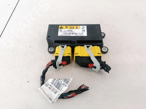 ecu-airbags-opel-insignia-a-g09-2008-2009-2010-2011-2012-2013-2014-2015-2016-2017-33096075 main image
