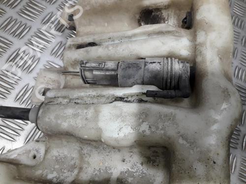 Motor do esguicho Motor do esguicho BMW 5 (E39) 525 tds (143 hp) 35703529 35703529