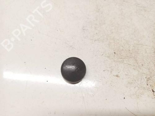 other-nissan-primera-hatchback-p12-2002-34781614 main image