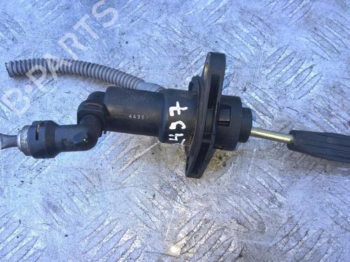 Used Clutch slave cylinder Clutch slave cylinder 38452705 38452705