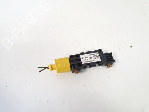 elektronisk-modul-audi-a4-b6-8e2-2000-2001-2002-2003-2004-2005-32903386 main image