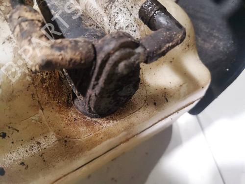 Washer pump FORD TRANSIT Van (FA_ _) 2.4 DI (FAA_, FAB_, FAC_, FAD_) | BP37626210E24 - Image 2