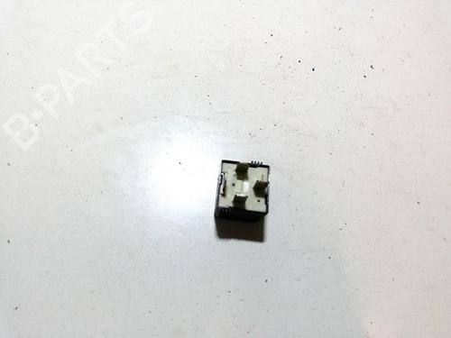 Used Electronic sensor Electronic sensor MERCEDES-BENZ A-CLASS (W168) A 140 (168.031, 168.131) (82 hp) 33508212 33508212