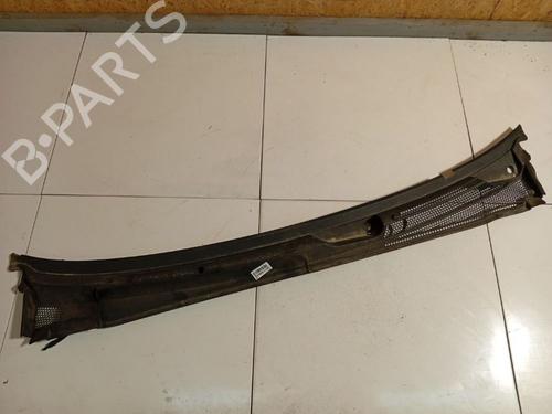 Grelha curcuvan Grelha curcuvan OPEL VECTRA C (Z02) 1.9 CDTI (F69) (150 hp) 34744976 34744976