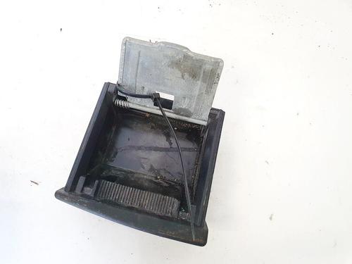 Cendrier Cendrier MITSUBISHI CARISMA (DA_) 1.6 (DA1A) (90 hp) 35483105 35483105