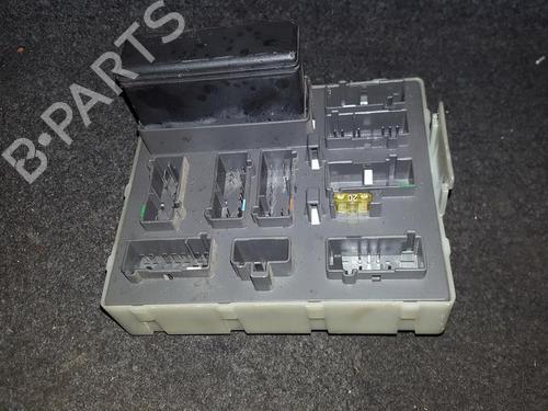 Used Fuse box Fuse box 33479854 33479854