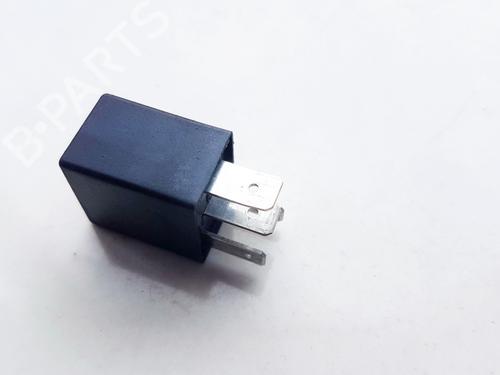Used Electronic sensor Electronic sensor OPEL ASTRA G Hatchback (T98) 2.0 DI (F08, F48) (82 hp) 33525359 33525359